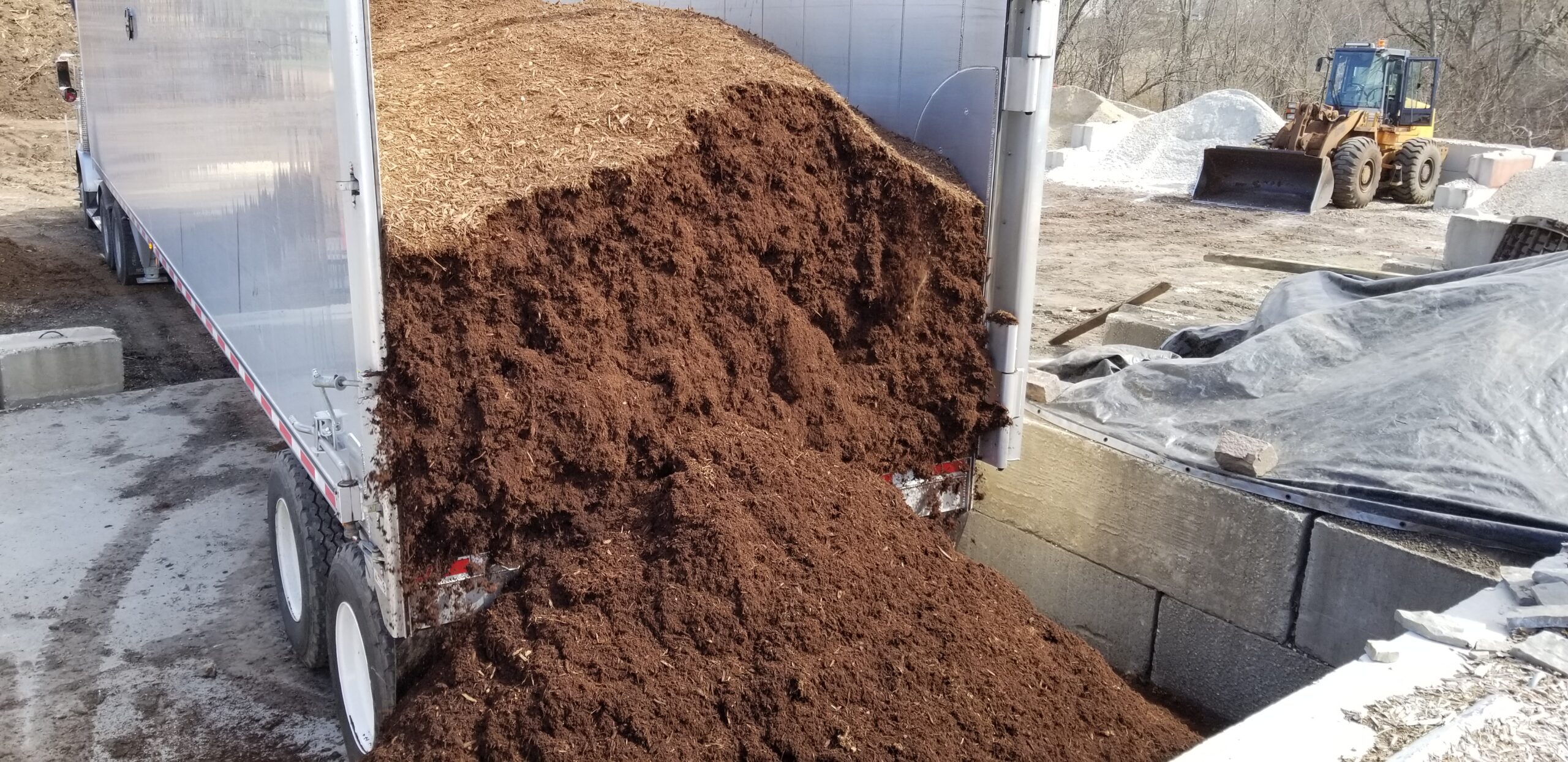 Southern Bark Mulch Delivery